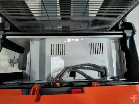 Hochhubwagen  Toyota SWE200D (5)