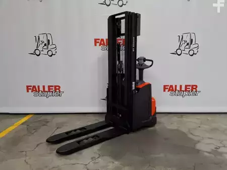 Hochhubwagen  Toyota SWE120L (1)