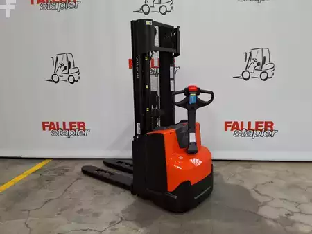 Hochhubwagen  Toyota SWE120L (3)