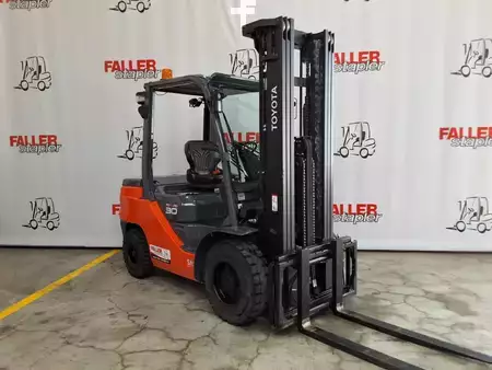 Carrelli elevatori diesel 2023  Toyota 52-8FDF30 (2)