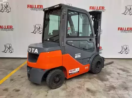 Carrelli elevatori diesel 2021  Toyota 52-8FDF25 (4)