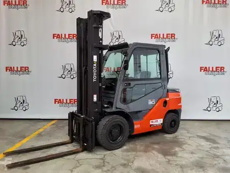 Carrelli elevatori diesel 2021  Toyota 52-8FDF30 (1)