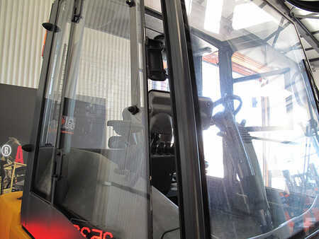 Diesel Forklifts 2013  Jungheinrich DFG660 (5)