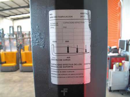 Pallet Stackers 2017  BT SWE080L (6)