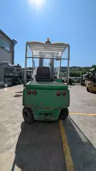 Carrelli elettrici 4 ruote 2010  Cesab BLITZ300AC (6)