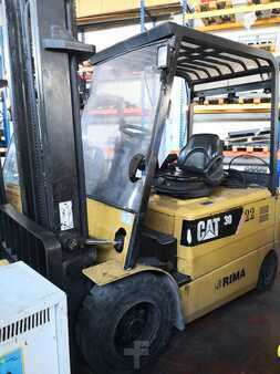 Elektromos 4 kerekű 2011  CAT Lift Trucks EP30K-PAC (2)