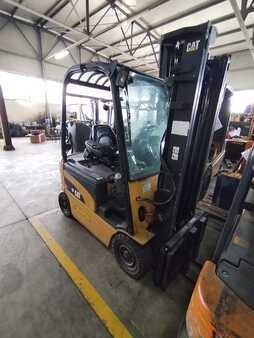 Chariot 4 roues électrique 2008  CAT Lift Trucks EP18N (3)