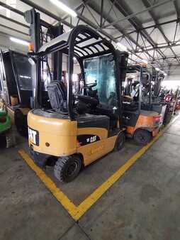 Chariot 4 roues électrique 2008  CAT Lift Trucks EP18N (5)