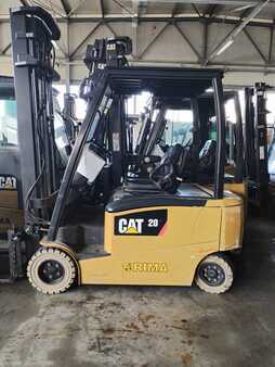 Elektro 4 Rad 2014  CAT Lift Trucks EP20PN (1)