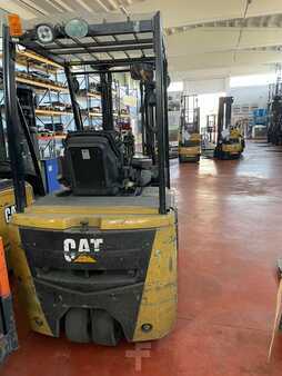 Sähkö - 3 pyör 2014  CAT Lift Trucks EP20PNT (3)
