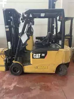 Elektromos 4 kerekű 2012  CAT Lift Trucks EP20PN (2)