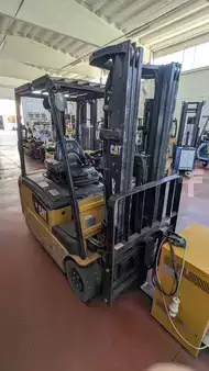 Carrelli elettrici 3 ruote 2013  CAT Lift Trucks EP18PNT (5)