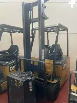 Ostatní 2013  CAT Lift Trucks EP20PNT (2)