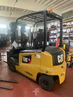 Ostatní 2016  CAT Lift Trucks EP30N (2)