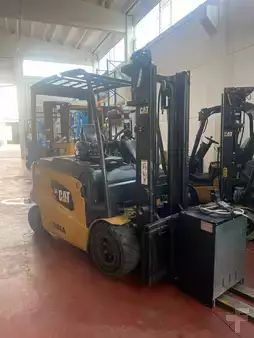 Ostatní 2016  CAT Lift Trucks EP30N (3)