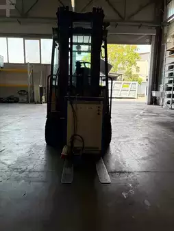 Carrelli elettrici 3 ruote 2010  CAT Lift Trucks EP16NT (5)