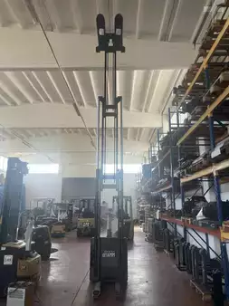 Vysokozdvižný vozík se sedadlem pro řidiče 2020  CAT Lift Trucks NSP14N2R (3)
