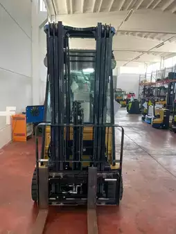 Elektro 4 Rad 2014  CAT Lift Trucks EP20PNT (1)