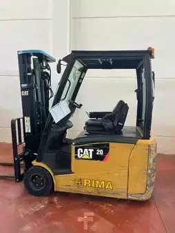 Elektro 4 Rad 2014  CAT Lift Trucks EP20PNT (2)