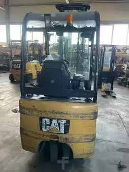 Eléctrico - 3 rodas 2011  CAT Lift Trucks EP16NT (3)