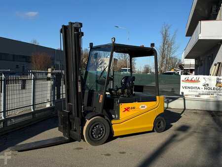 Sähkö - 4 pyör 2008  OM XE 40 (2)