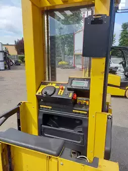Préparateurs de commande verticaux 2020  Yale MO10S (3)