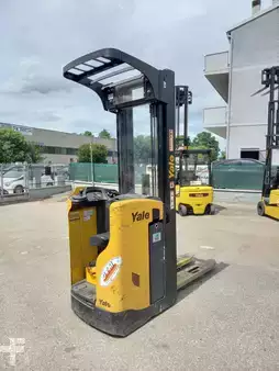 Apilador conductor sentado 2019  Yale MS16S (1)