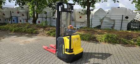 Pallet Stackers 2020  Hyster S1.5UT (2)