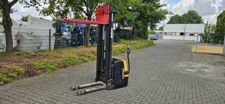 Pallet Stackers 2020  Hyster S1.5UT (4)