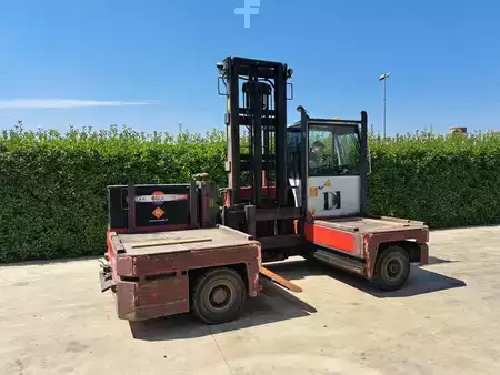 Carrelli elevatori laterali 2010  B-P Battioni e Pagani HT 5 EL (2)