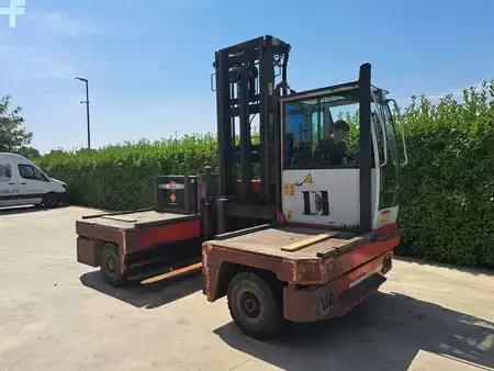 Carrelli elevatori laterali 2010  B-P Battioni e Pagani HT 5 EL (3)