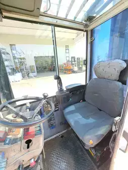 Carrelli elevatori laterali 2010  B-P Battioni e Pagani HT 5 EL (8)