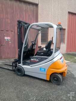 Carrelli elettrici 4 ruote 2007  Still RX 20-20 P (1)