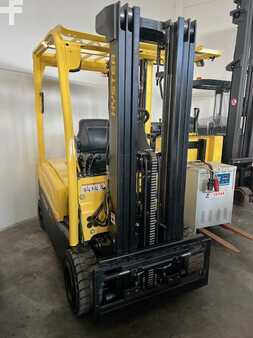 Elektrisk- 4 hjul - Hyster J2.0XN (1)