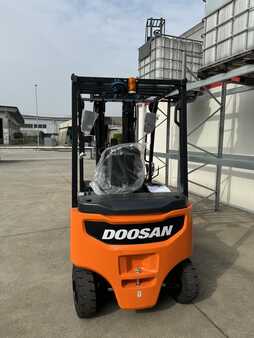 Elektro čtyřkolový VZV 2022  Doosan B20X 7 PLUS (5) 