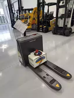 Porta-paletes elétrico 2018  Crown WP 3015 (5)