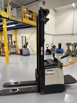 Pallestabler 2019  Crown ET 4000 (1)