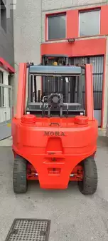 Elektro čtyřkolový VZV 2013  Mora EP 80 RAS (5)