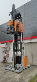 Vertikální vychystávací vozík 2008  Still MX-X TE (14)