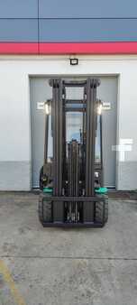 Elektro čtyřkolový VZV 2020  Mitsubishi FB30CN (2)