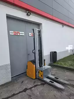 Magasemelésű béka 2013  Still EGV 16 I (1)