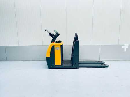 Commissionatori orizzontali 2011 Jungheinrich ECE 225 (2)