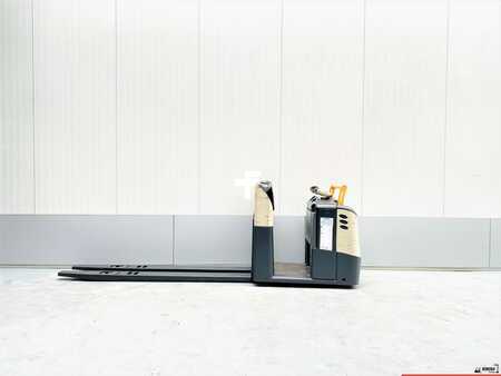 Commissionatori orizzontali 2011 Crown ESR5000-1.4 TT7140 (1)