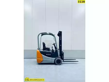 3-wiel elektrische heftrucks - Still RX50-15 (2)