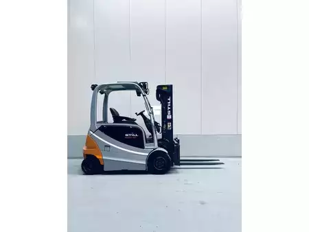 Elektrisk- 4 hjul 2015  Still RX60-30 (4)