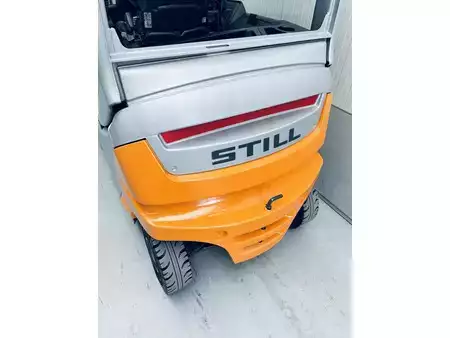 Elektrisk- 4 hjul 2015  Still RX60-30 (9)