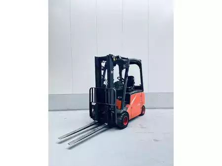 Eléctrica de 4 ruedas 2013  Linde E18 HP-01 (12)