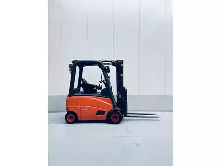 Eléctrica de 4 ruedas 2013  Linde E18 HP-01 (14)