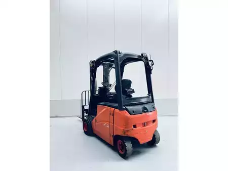 Eléctrica de 4 ruedas 2013  Linde E18 HP-01 (16)