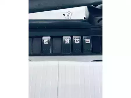 Eléctrica de 4 ruedas 2013  Linde E18 HP-01 (2)